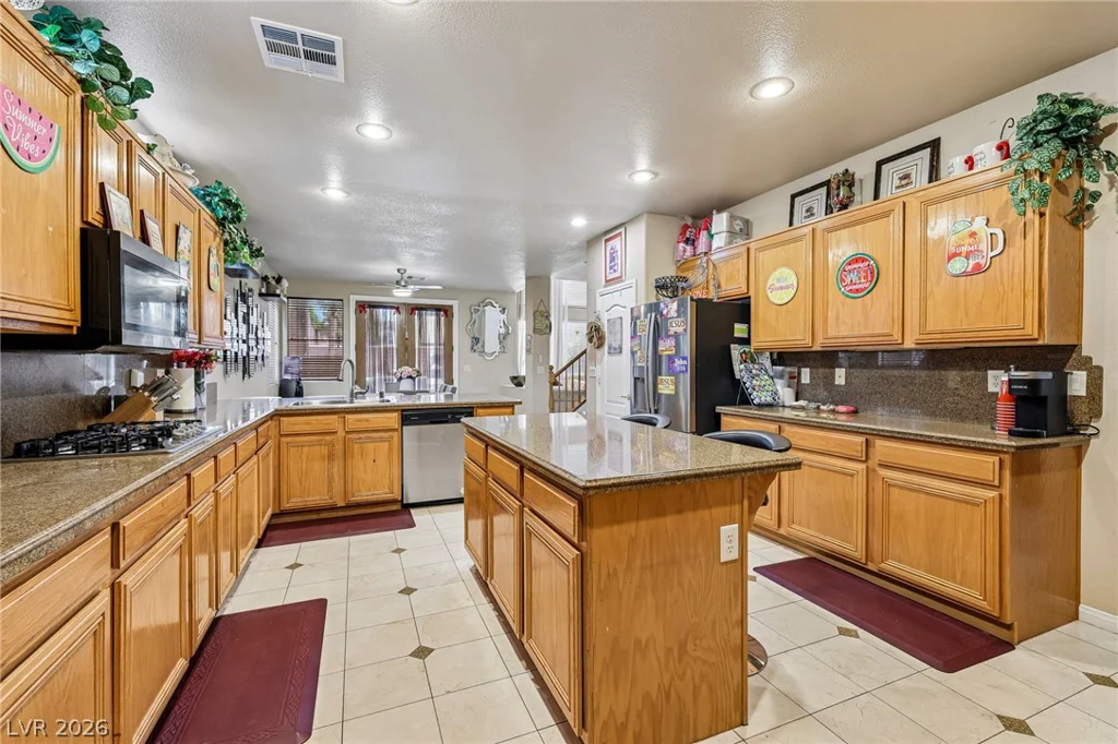 399 Washtenaw, Henderson, NV 89012