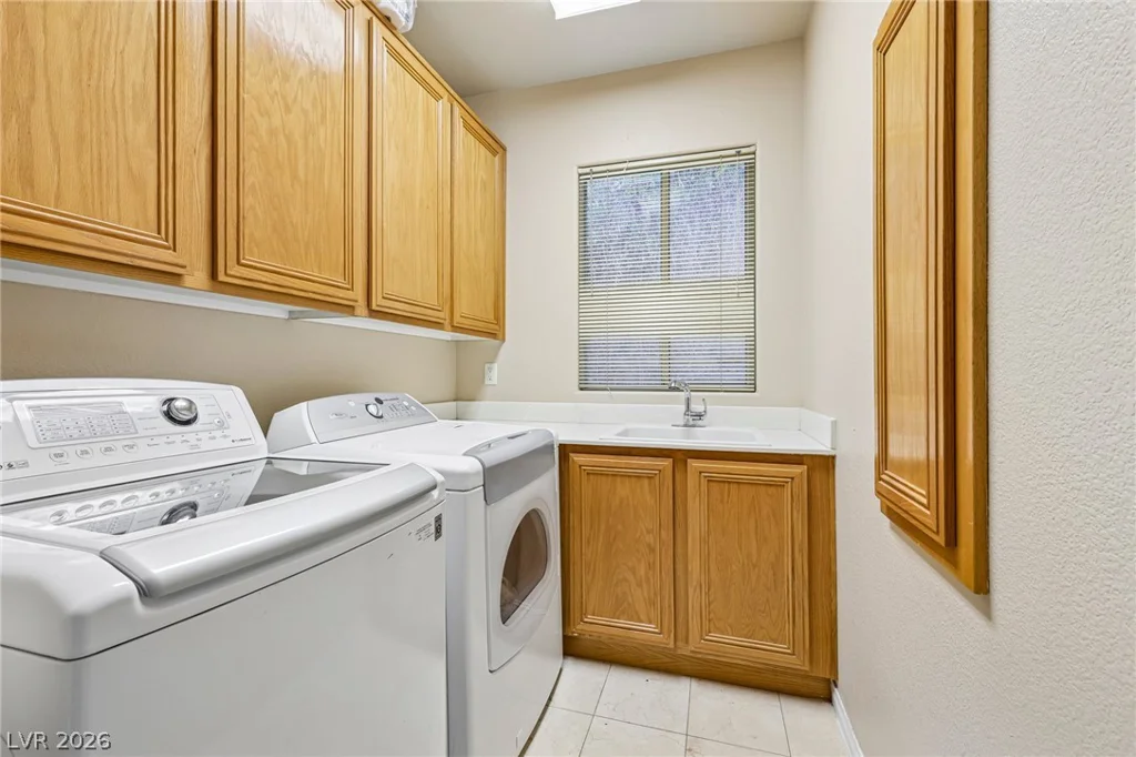 399 Washtenaw, Henderson, NV 89012