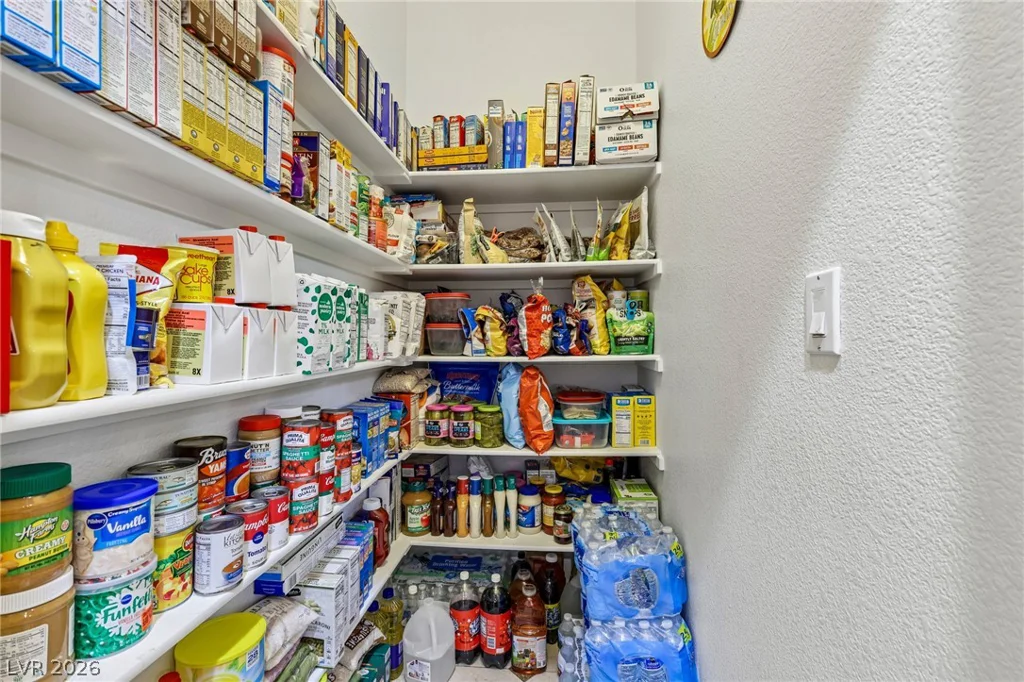 399 Washtenaw, Henderson, NV 89012