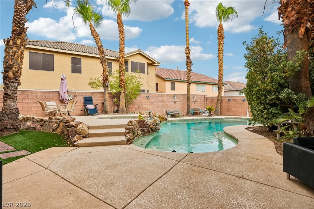 399 Washtenaw, Henderson, NV 89012