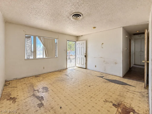 524 Recco, North Las Vegas, NV 89030