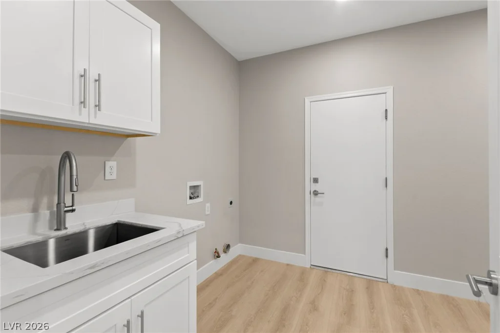 2100 Burtonsville, Henderson, NV 89044