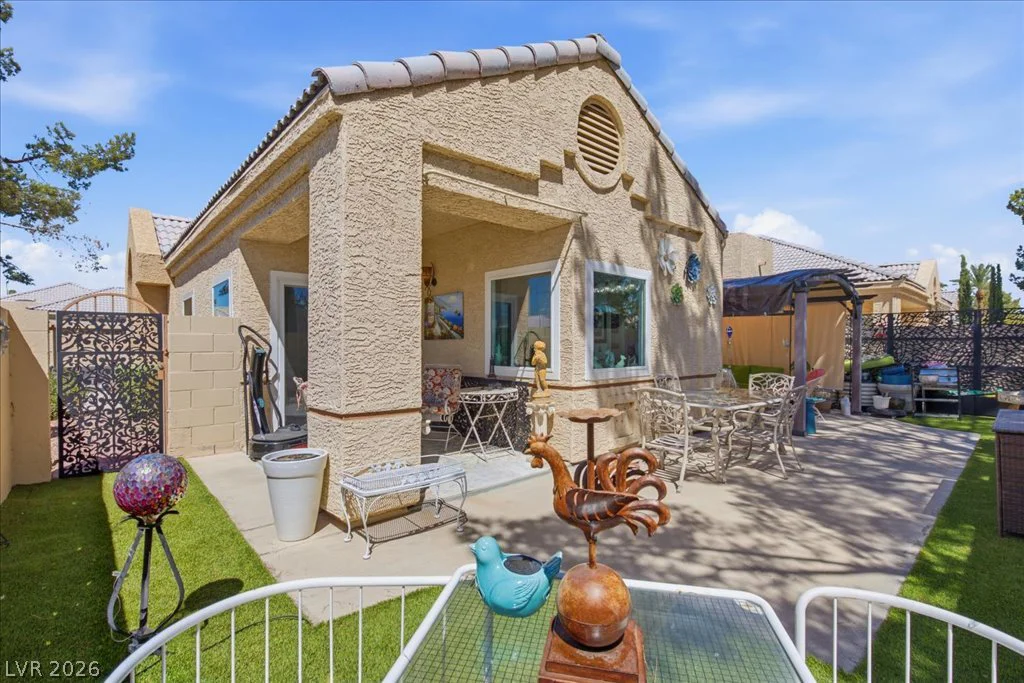 428 Wonderstone, Las Vegas, NV 89107