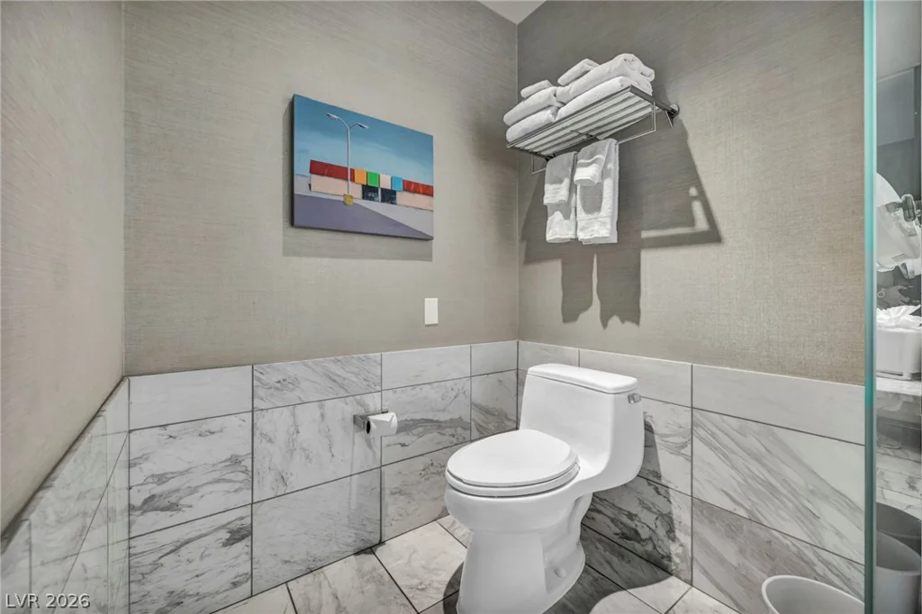 4381 Flamingo, Las Vegas, NV 89103