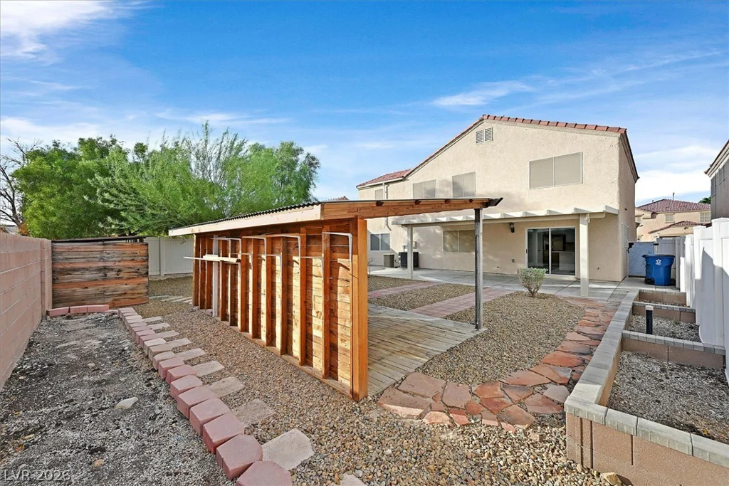 6729 Montezuma Castle, North Las Vegas, NV 89084