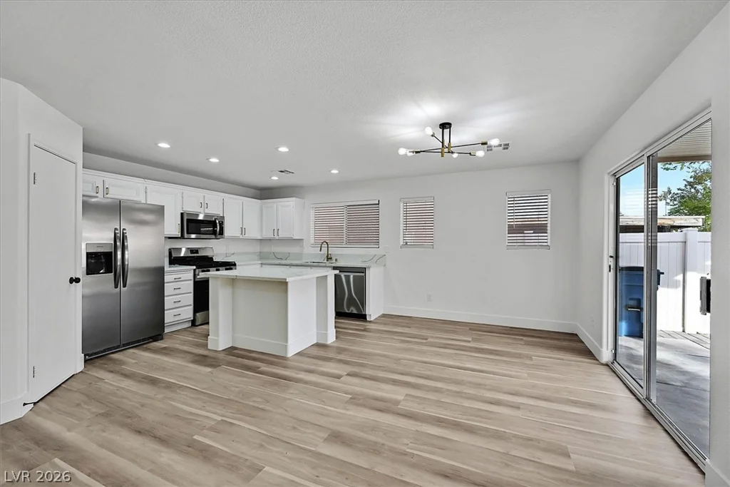 6729 Montezuma Castle, North Las Vegas, NV 89084