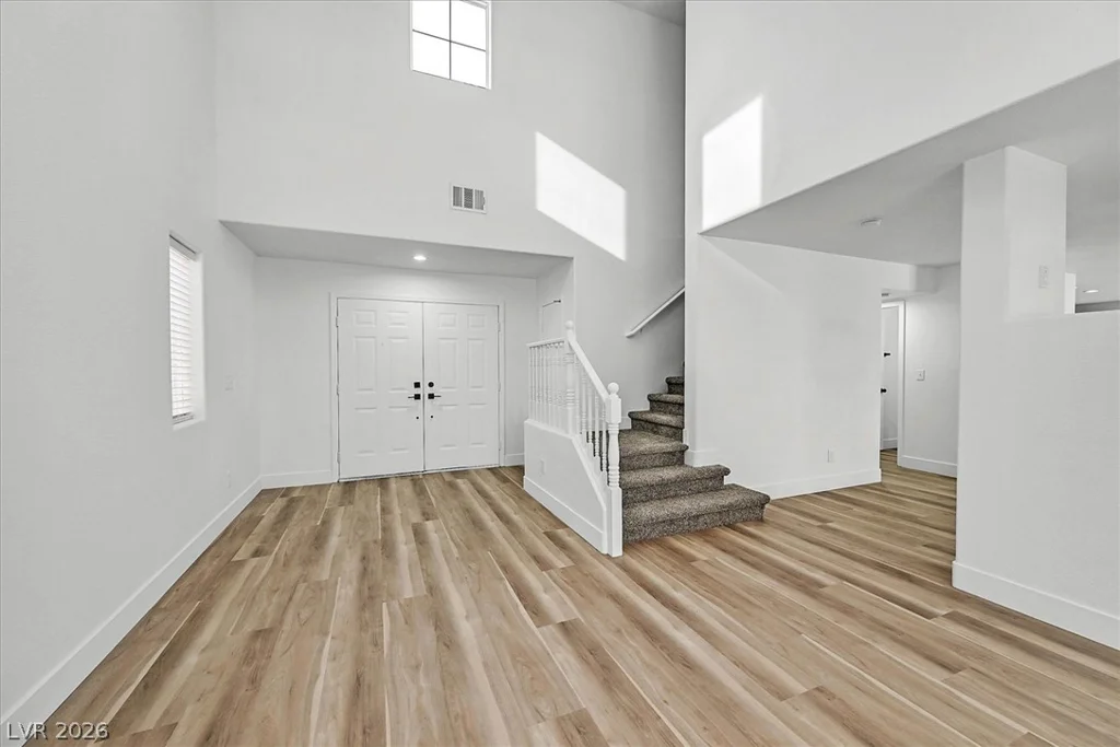 6729 Montezuma Castle, North Las Vegas, NV 89084