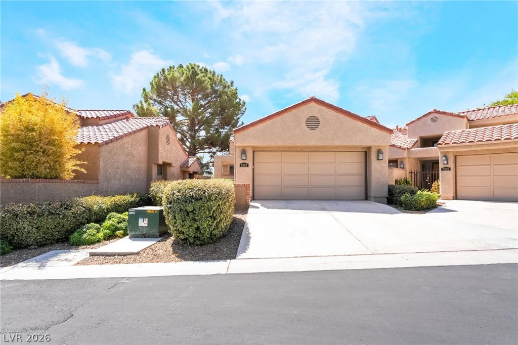 7307 Mission Hills, Las Vegas, NV 89113