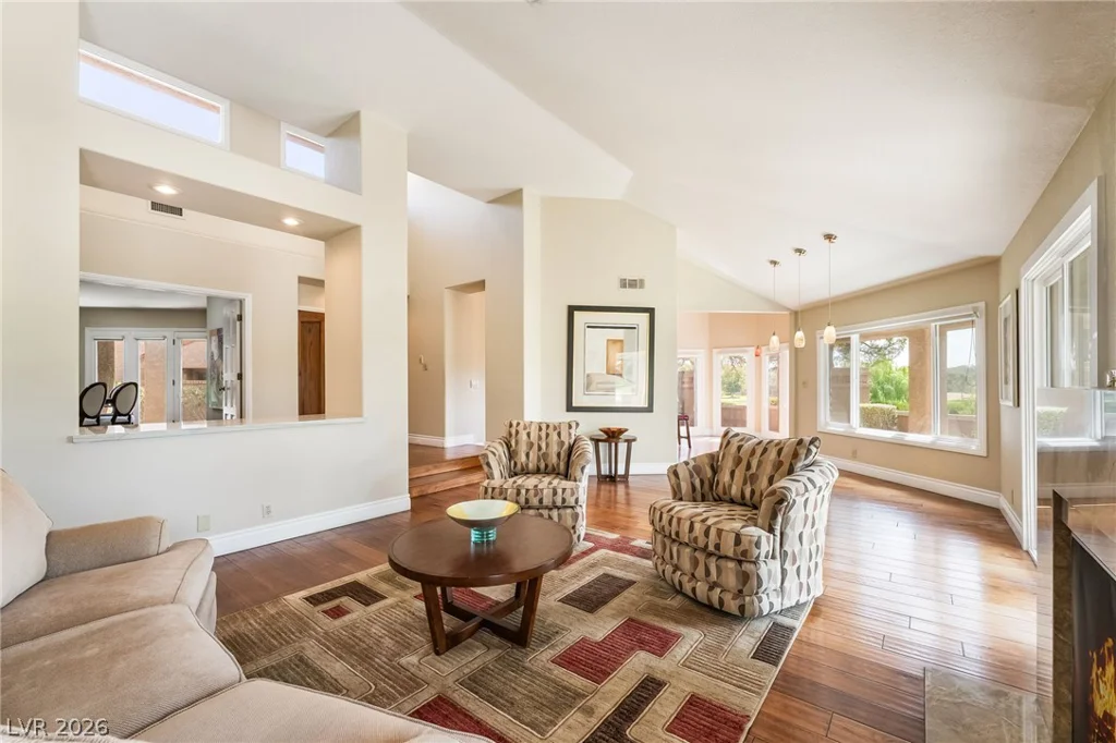 7307 Mission Hills, Las Vegas, NV 89113