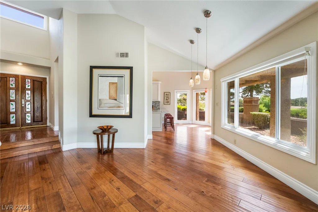 7307 Mission Hills, Las Vegas, NV 89113