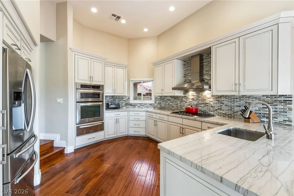 7307 Mission Hills, Las Vegas, NV 89113