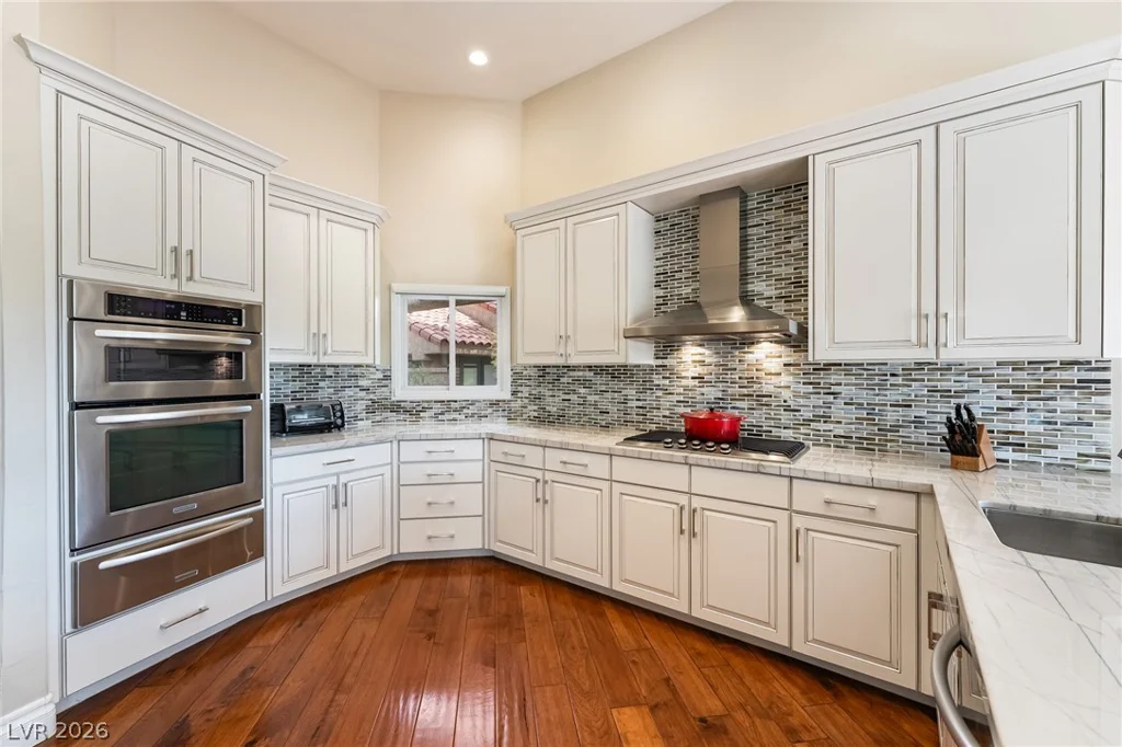 7307 Mission Hills, Las Vegas, NV 89113