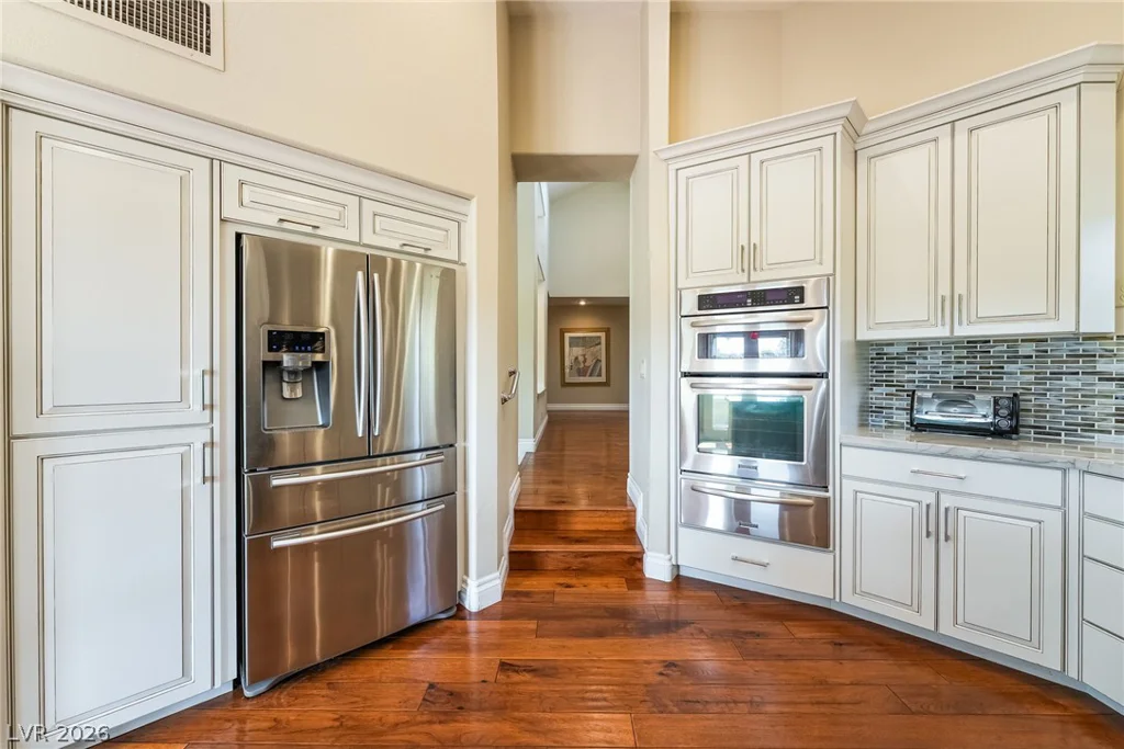 7307 Mission Hills, Las Vegas, NV 89113