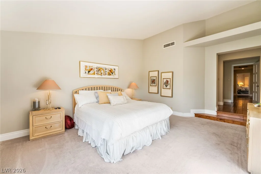 7307 Mission Hills, Las Vegas, NV 89113