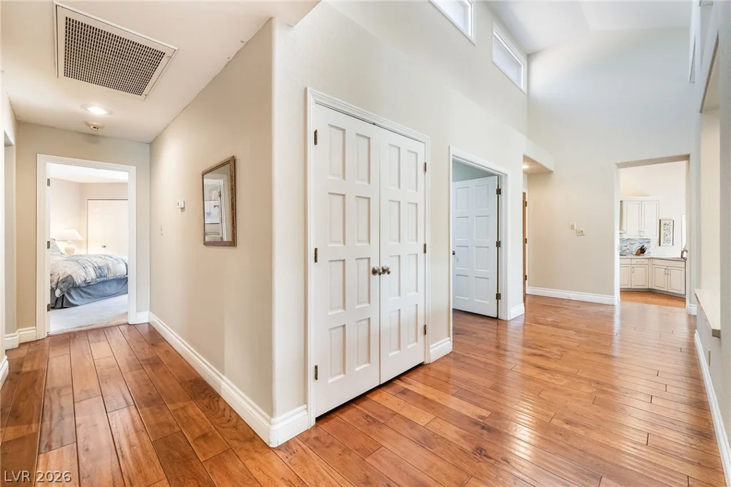 7307 Mission Hills, Las Vegas, NV 89113