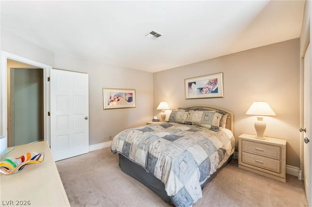 7307 Mission Hills, Las Vegas, NV 89113