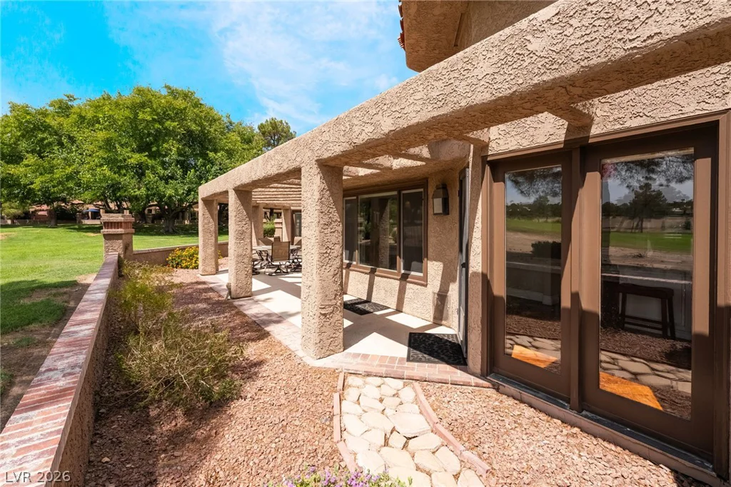 7307 Mission Hills, Las Vegas, NV 89113