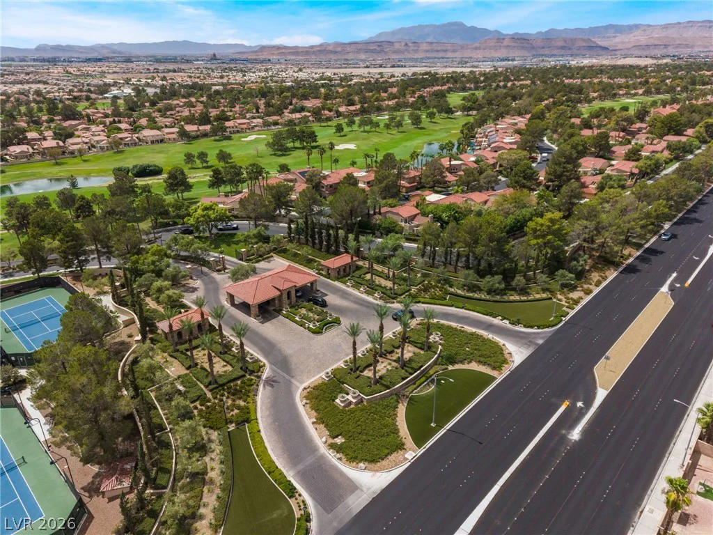 7307 Mission Hills, Las Vegas, NV 89113