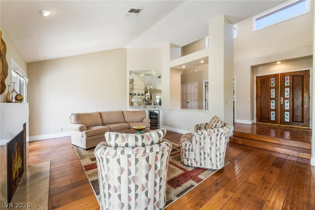7307 Mission Hills, Las Vegas, NV 89113