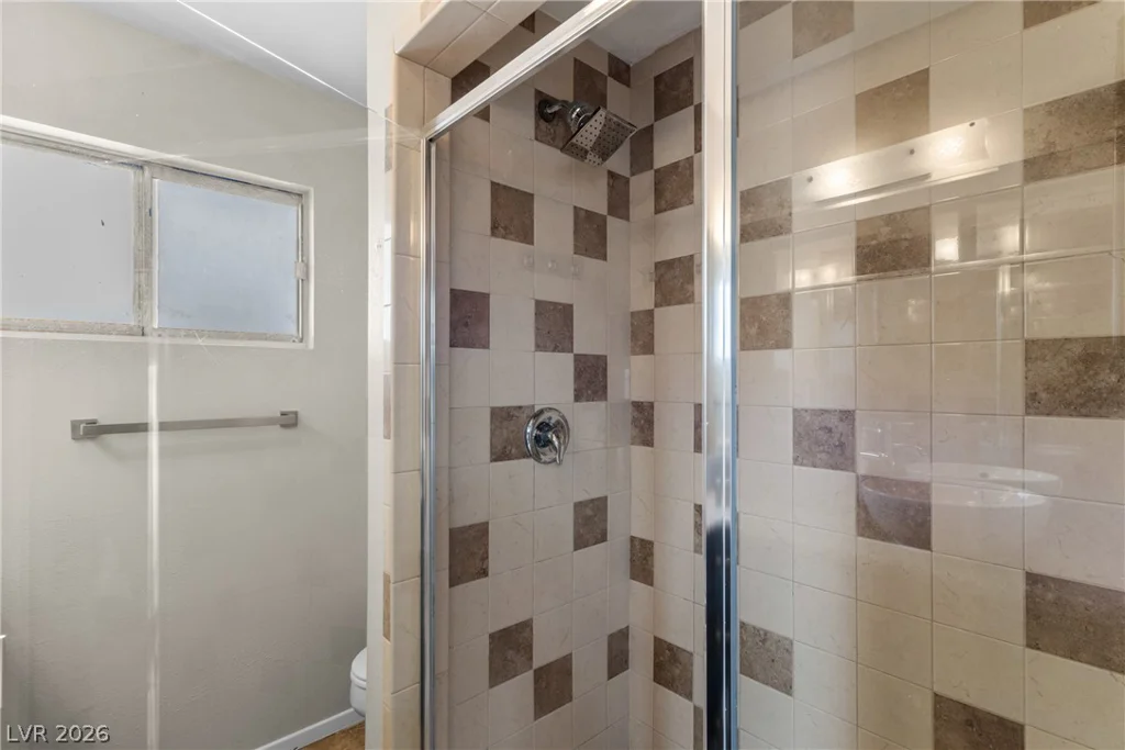 561 Bonita, Las Vegas, NV 89104
