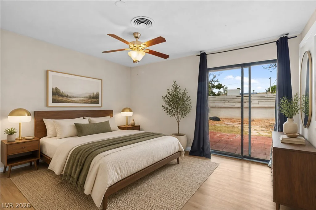 561 Bonita, Las Vegas, NV 89104