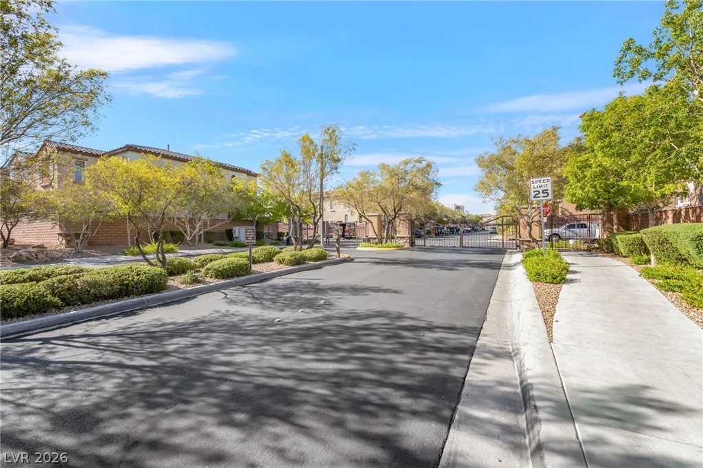 9845 Iris Valley, Las Vegas, NV 89178