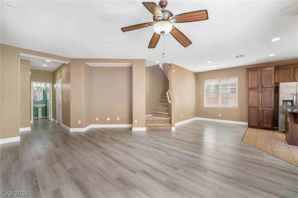 9845 Iris Valley, Las Vegas, NV 89178