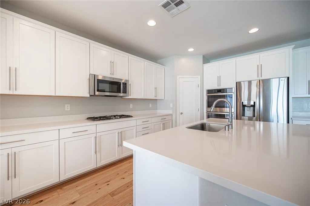 10184 Ocher Valley, Las Vegas, NV 89178