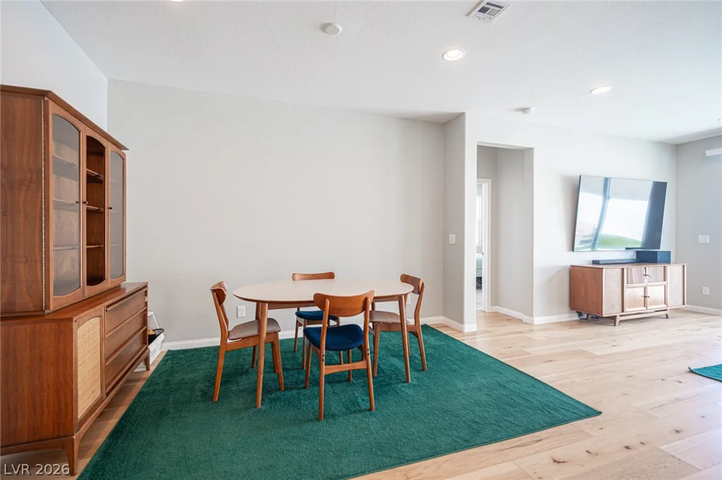 10184 Ocher Valley, Las Vegas, NV 89178