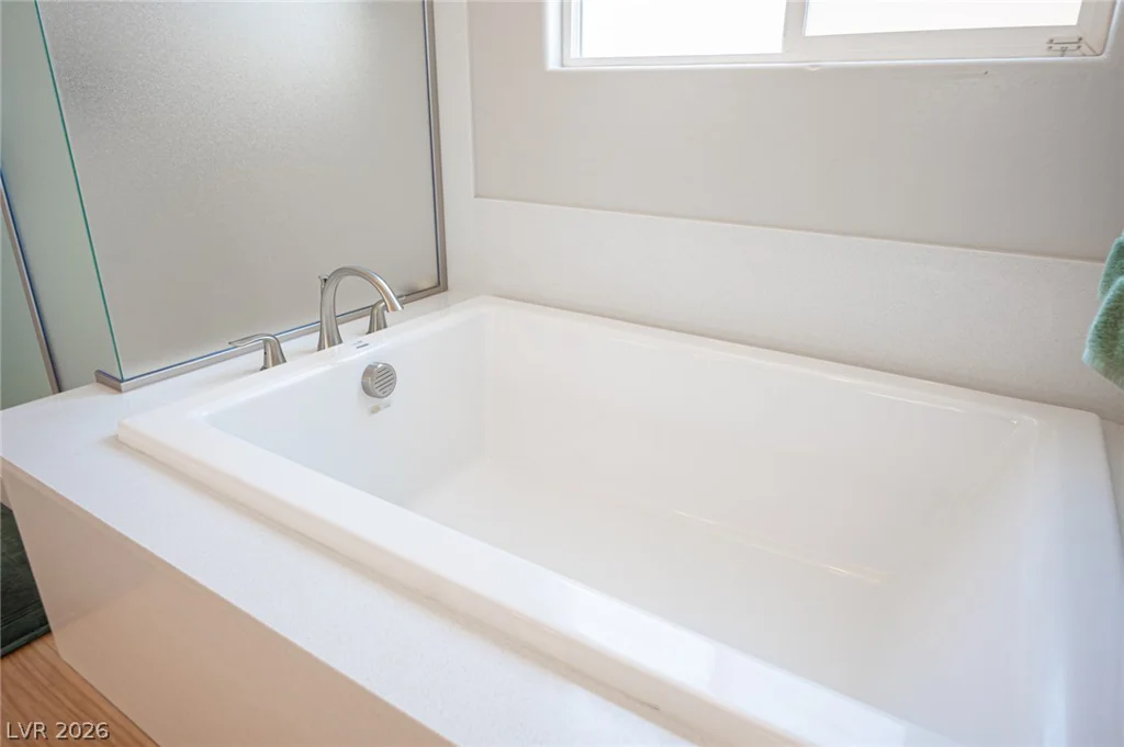 10184 Ocher Valley, Las Vegas, NV 89178