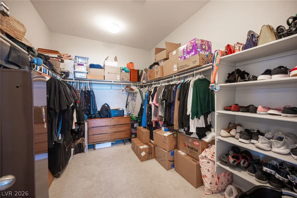 10184 Ocher Valley, Las Vegas, NV 89178