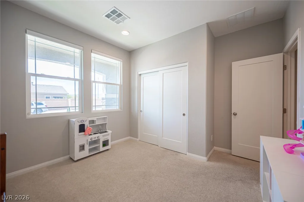 10184 Ocher Valley, Las Vegas, NV 89178