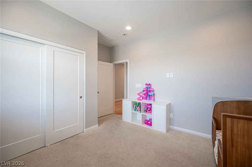 10184 Ocher Valley, Las Vegas, NV 89178