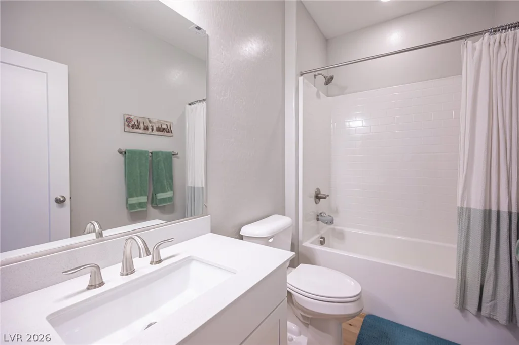 10184 Ocher Valley, Las Vegas, NV 89178