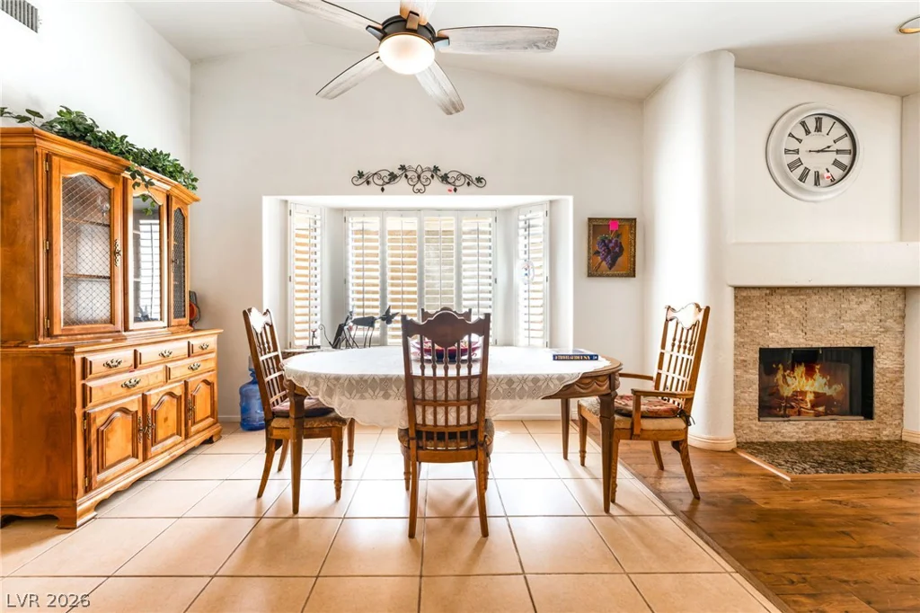 2305 Bear Valley, Las Vegas, NV 89128