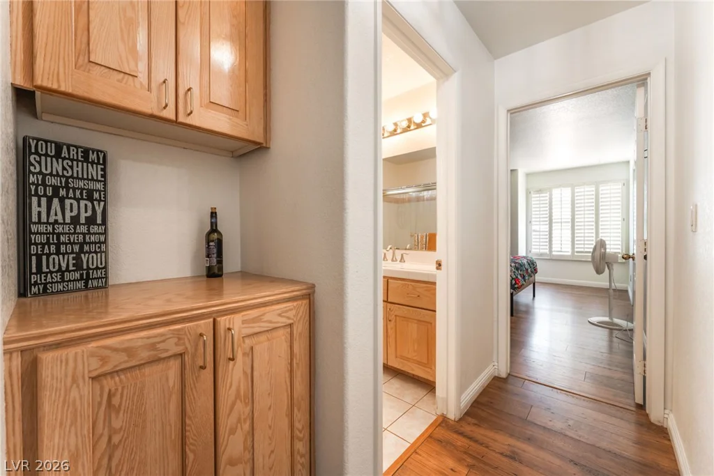 2305 Bear Valley, Las Vegas, NV 89128
