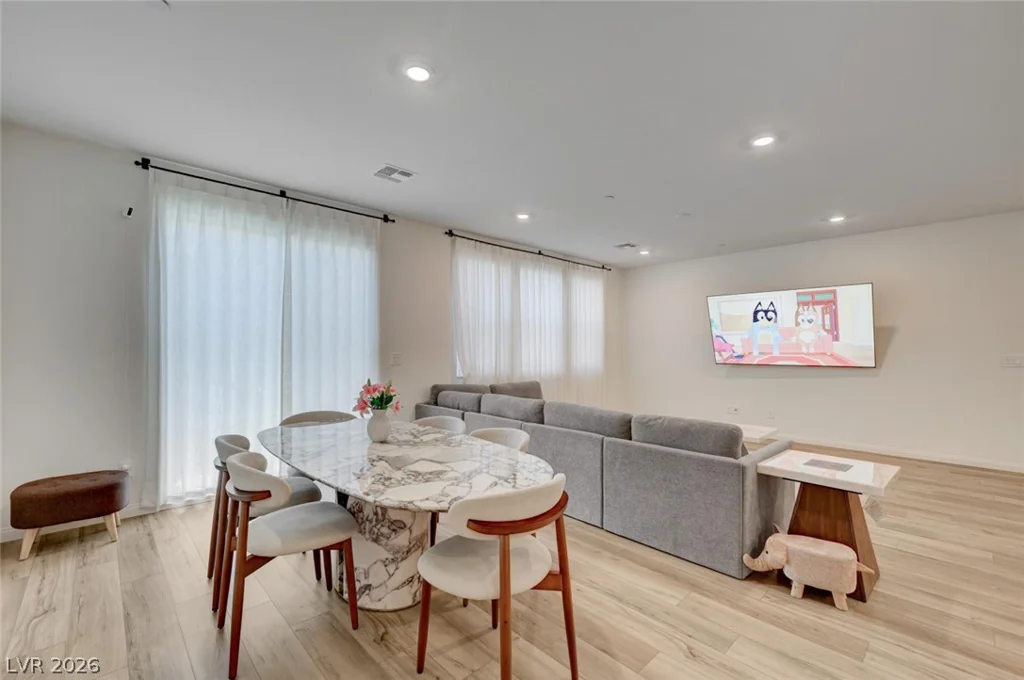 2663 Sierra Grande, Las Vegas, NV 89121
