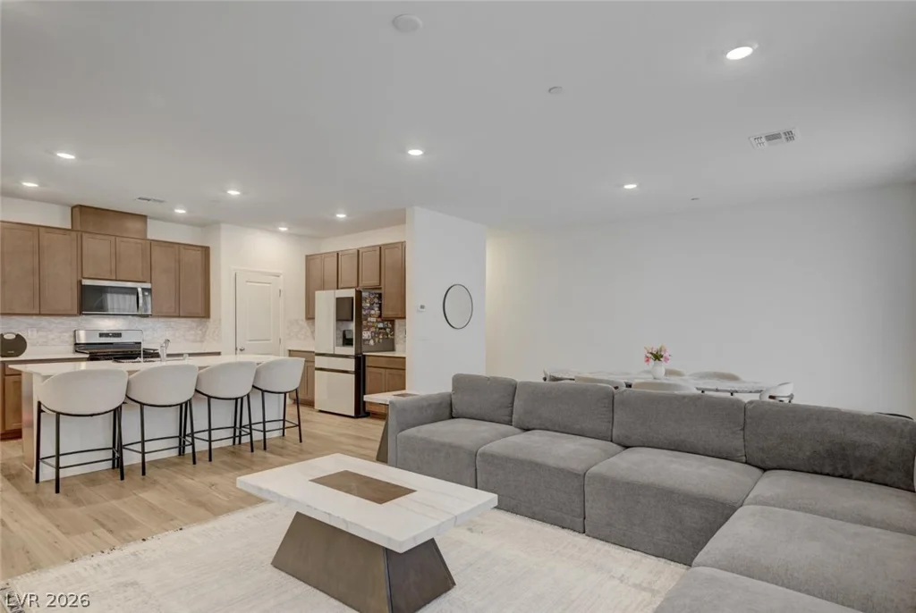 2663 Sierra Grande, Las Vegas, NV 89121