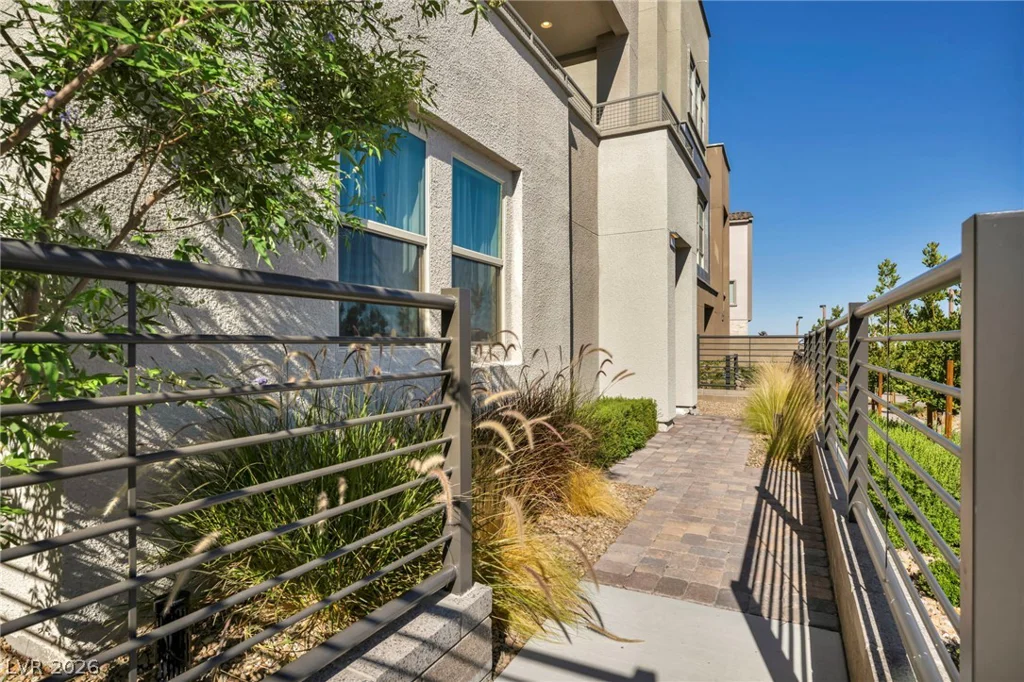 11512 Fleet Wing, Las Vegas, NV 89138