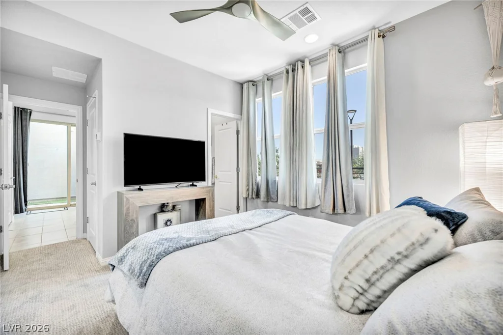 11512 Fleet Wing, Las Vegas, NV 89138