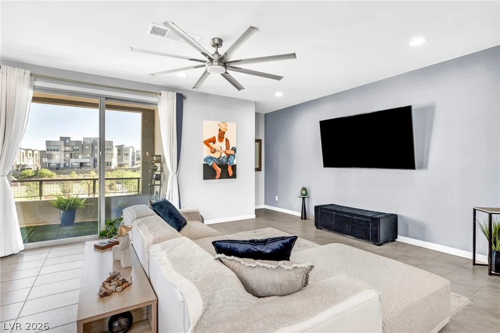 11512 Fleet Wing, Las Vegas, NV 89138