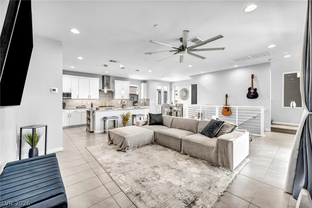 11512 Fleet Wing, Las Vegas, NV 89138