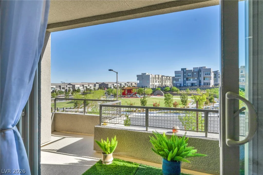 11512 Fleet Wing, Las Vegas, NV 89138