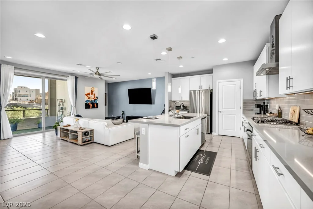 11512 Fleet Wing, Las Vegas, NV 89138