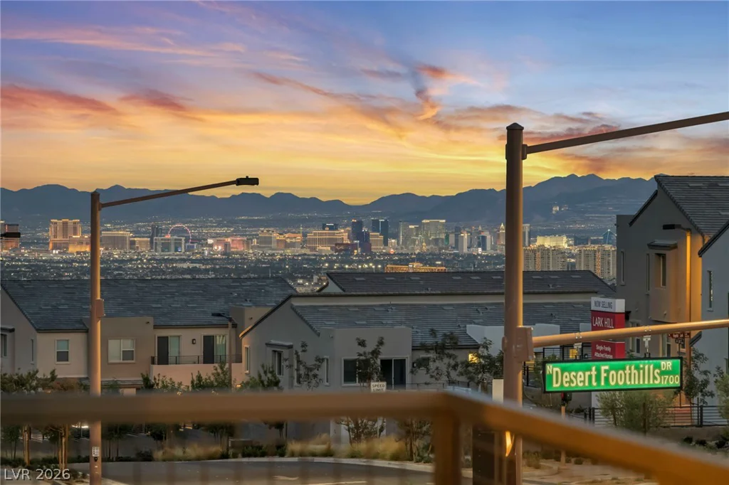 11512 Fleet Wing, Las Vegas, NV 89138