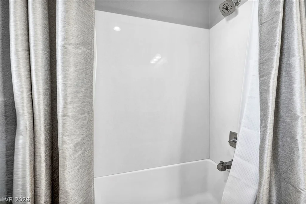 11512 Fleet Wing, Las Vegas, NV 89138