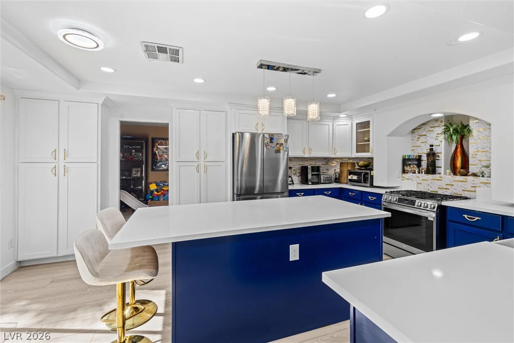 8086 Avalon Island, Las Vegas, NV 89139