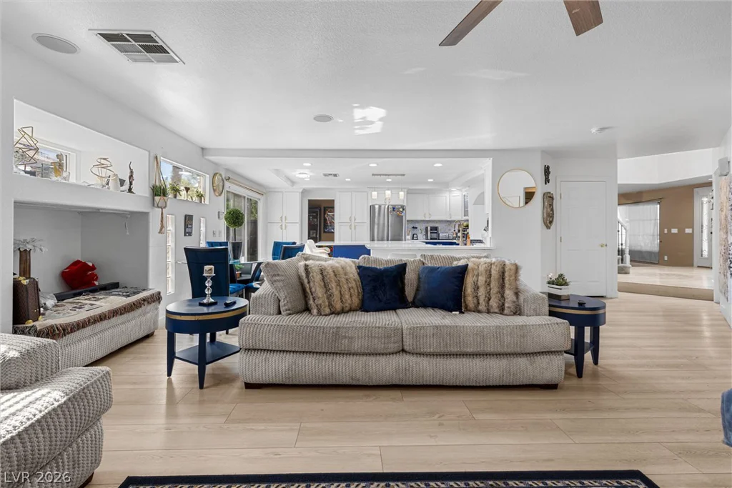 8086 Avalon Island, Las Vegas, NV 89139