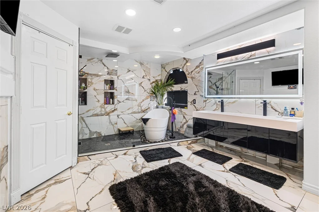8086 Avalon Island, Las Vegas, NV 89139