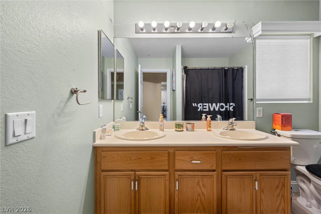 8086 Avalon Island, Las Vegas, NV 89139